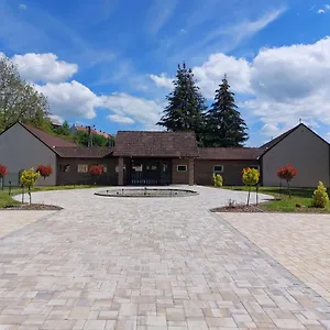 https://szepasszonyvolgy-apartman.egerhotels.net