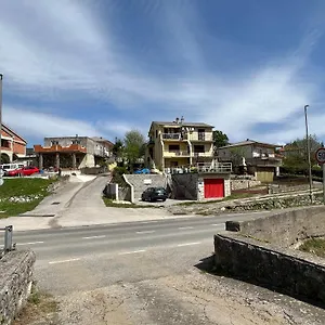 https://redhill-apartments.primorje-gorskikotar.com
